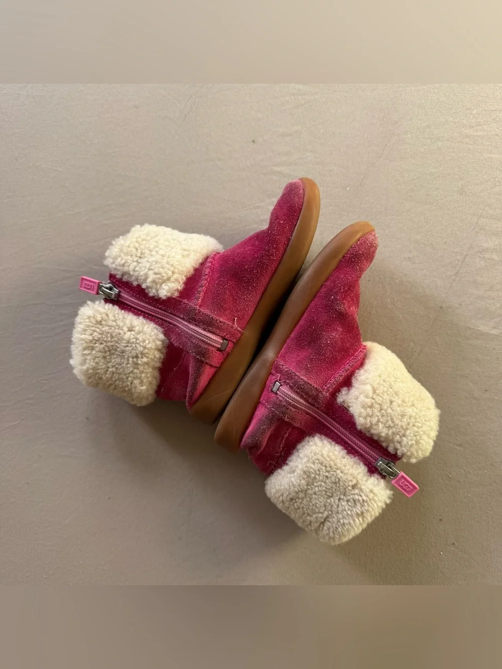 UGG 10 overall